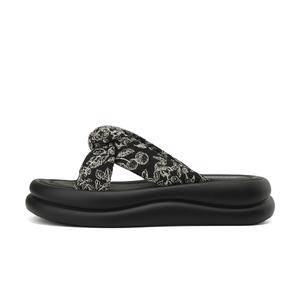 Шлепанцы и сланцы DAPHNE Slide Slippers Women's