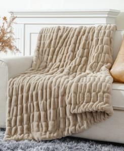 Роскошный двусторонний плед из искусственного кроличьего меха, 60 x 80 дюймов Battilo, Tan