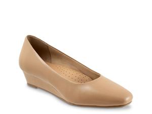 Туфли Trotters Denisse Pump, бежевый