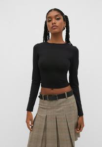 Футболка с длинным рукавом Long Sleeve Stradivarius, черный