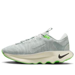 Кроссовки motiva running shoes 'light silver green strike' Nike, серебряный