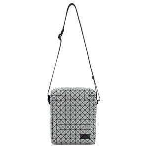 ISSEY MIYAKE Кроссбод сумка из хлопка куро женская серая