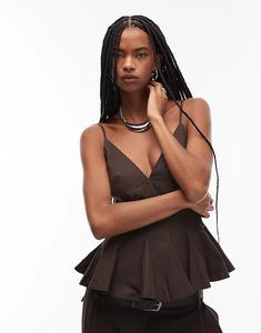 Топ с баской и облегающим лифом ASOS DESIGN шоколадного цвета