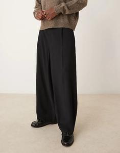 Элегантные зауженные брюки со складками спереди черного цвета ASOS DESIGN