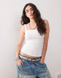 COLLUSION топ с квадратным вырезом и приподнятым пуантом цвета экрю