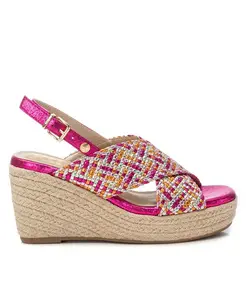 Женские сандалии на платформе от XTI, розовый