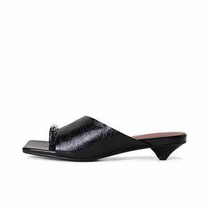 SHOEMAKER QUEEN Женские противоскользящие тапочки с устойчивостью к истиранию черные, цвет Black