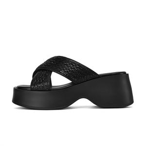 Шлепанцы и сланцы DAPHNE Slide Slippers Women's