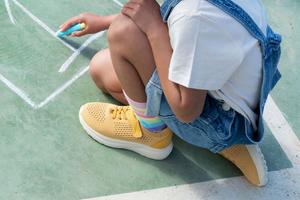 Кроссовки с регулируемыми ремешками оттенка Eleven, желтый