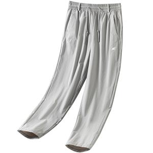 Повседневные брюки Unisex Gray 01WT Skechers, серый