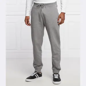 Спортивные брюки стандартного кроя Gant, серый