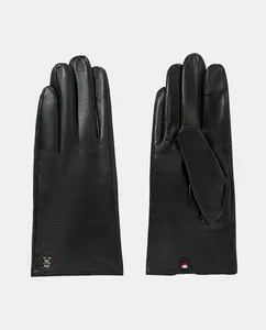 Перчатки из кожи черного цвета Tommy Hilfiger