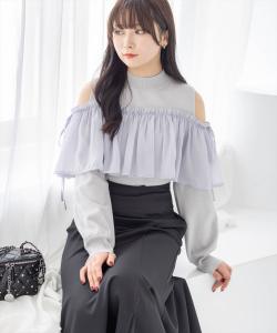 Вязаный топ из органзы с открытыми плечами