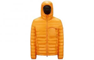 Пуховик мужской оранжевый Moncler