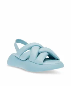 Сандалии на толстой подошве с объемными ремешками