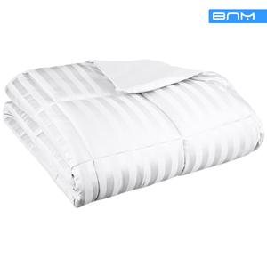 Всесезонное двустороннее пуховое альтернативное одеяло из микрофибры от Superior, цвет White