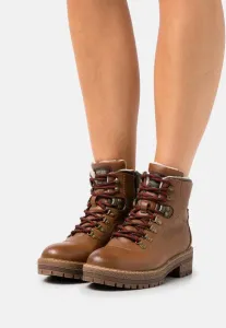 Ботильоны на шнуровке Mustang, Cognac