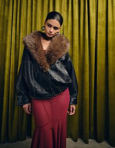 Куртка-бомбер ASOS DESIGN с воротником-шалью и искусственным мехом, черного цвета