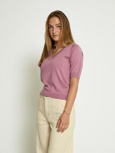 Футболка цвета лиловой орхидеи minus