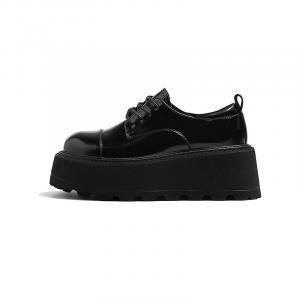 Лоферы женские бежево-черные MIS. DANNY