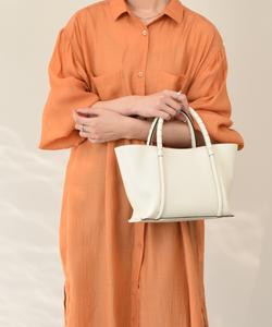 Сумка среднего размера из термоусадочной кожи Inter-Chaussures Select, цвет Iv