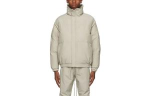 FW21 Стеганая куртка мужская оливковая Fear Of God Essentials, оливковый