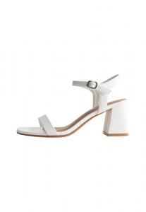 Сандалии Bridal shoes New Look, белый