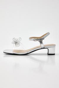 Прозрачные сандалии телесного цвета с пузырьками