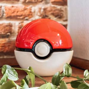 Покемон — банка для печенья Покебол