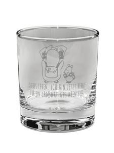 Стакан для виски, пингвин и мышь-путешественник с надписью на прозрачном фоне Mr. & Mrs. Panda