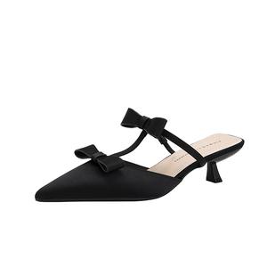 TATAYA Женские противоскользящие тапочки с закрытым носком черные, цвет Black