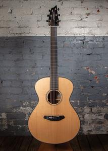 Акустическая гитара Breedlove Oregon Concert E Custom with Anthem Pickup