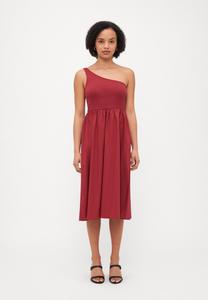 Повседневное платье ONLIRIS LIFE ONE SHOULDER ONLY Petite, красный