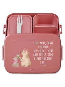 Mr. & Mrs. Panda В ланчбоксе Bentobox использован мотив медведя и ребенка с надписью пастельно-красного цвета