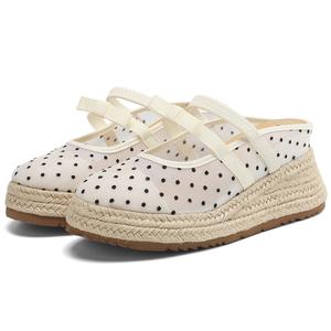 Женские сандалии с закрытым носком D FUSE SCANDINAVIA, устойчивые к истиранию D:FUSE SCANDINAVIA, Polka Dot