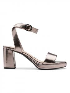 Сандалии на плоской подошве Clarks, золотой