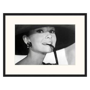 Картина Any Image Audrey Hepburn and Sunglasses, 82x62x2,6 см