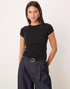 Футболка с коротким рукавом Sutin черного цвета Motel