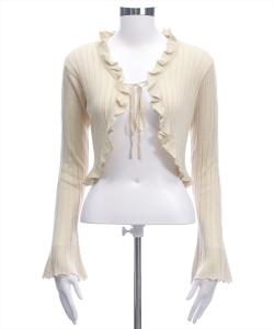 Вязаный кардиган с оборками и ажурной отделкой