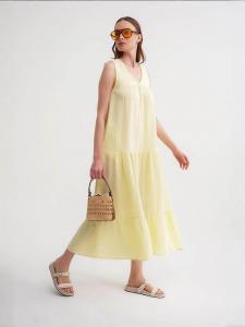 MixRay Платье в светло-желтом цвете