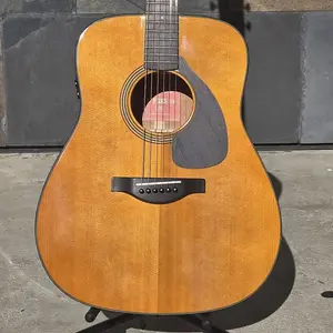 Акустическая электрогитара Yamaha Red Label FGX5 Natural