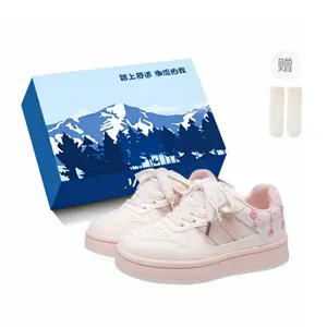 Fawn Miri Дышащие скейтерки с низким верхом для женщин - белые с розовыми шнурками, в комплекте носки, цвет White Pink Lace Shoelace Box-Includes Socks