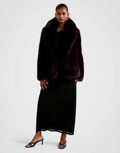 Искусственная шуба Forever New Petite в темно-винном цвете