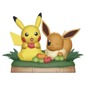 Фигурки покемонов Pikachu Glass Factory и Eevee BANPRESTO
