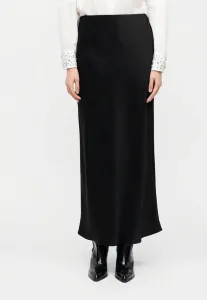Арселла собирается надеть макси-юбку Marella, Nero