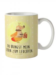 Детская кружка с изображением светлячка и надписью в пастельно-желтых тонах Mr. & Mrs. Panda