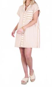 Мини-платье Luna в песочную полоску Emily Mccarthy, Sand Stripe