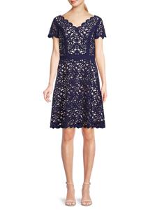 Платье с лазерной резкой и расклешенным лифом Focus by Shani, цвет Navy Nude