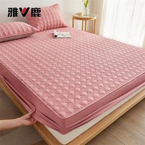 Yalu Простыня на резинке 150х200 см, антибактериальная, стеганая, с полным покрытием и эффектом антискольжения, цвет Colorful Waves - Deep Pink