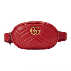 Кожаная поясная сумка GG Marmont от GUCCI красная